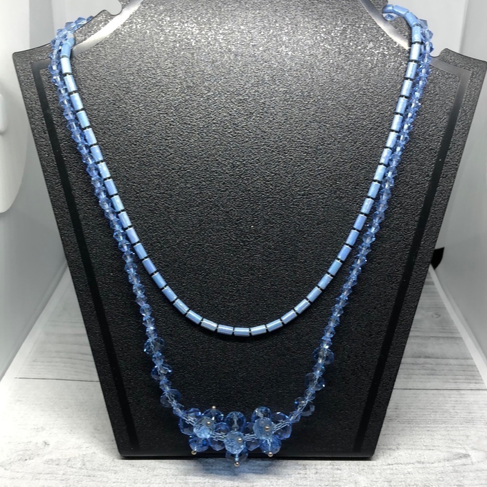 Bundle lot 2 vintage necklaces